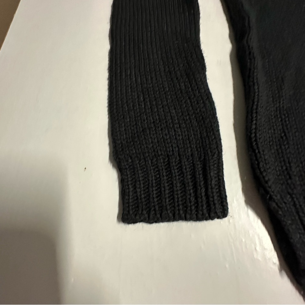 Alya‎ women’s size medium cable knit sweater V-neck with crisscross front black - Picture 8 of 10